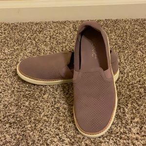 Vionic Sunny Malina Perforated Suede Slip On Sneakers Mauve 6